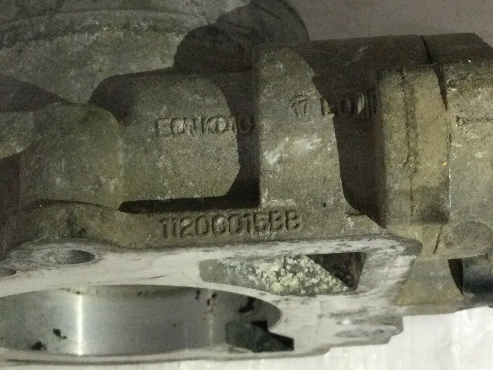 2001-2003 Dodge Durango Throttle Body Valve Assembly 11200015BB OEM 4.7L