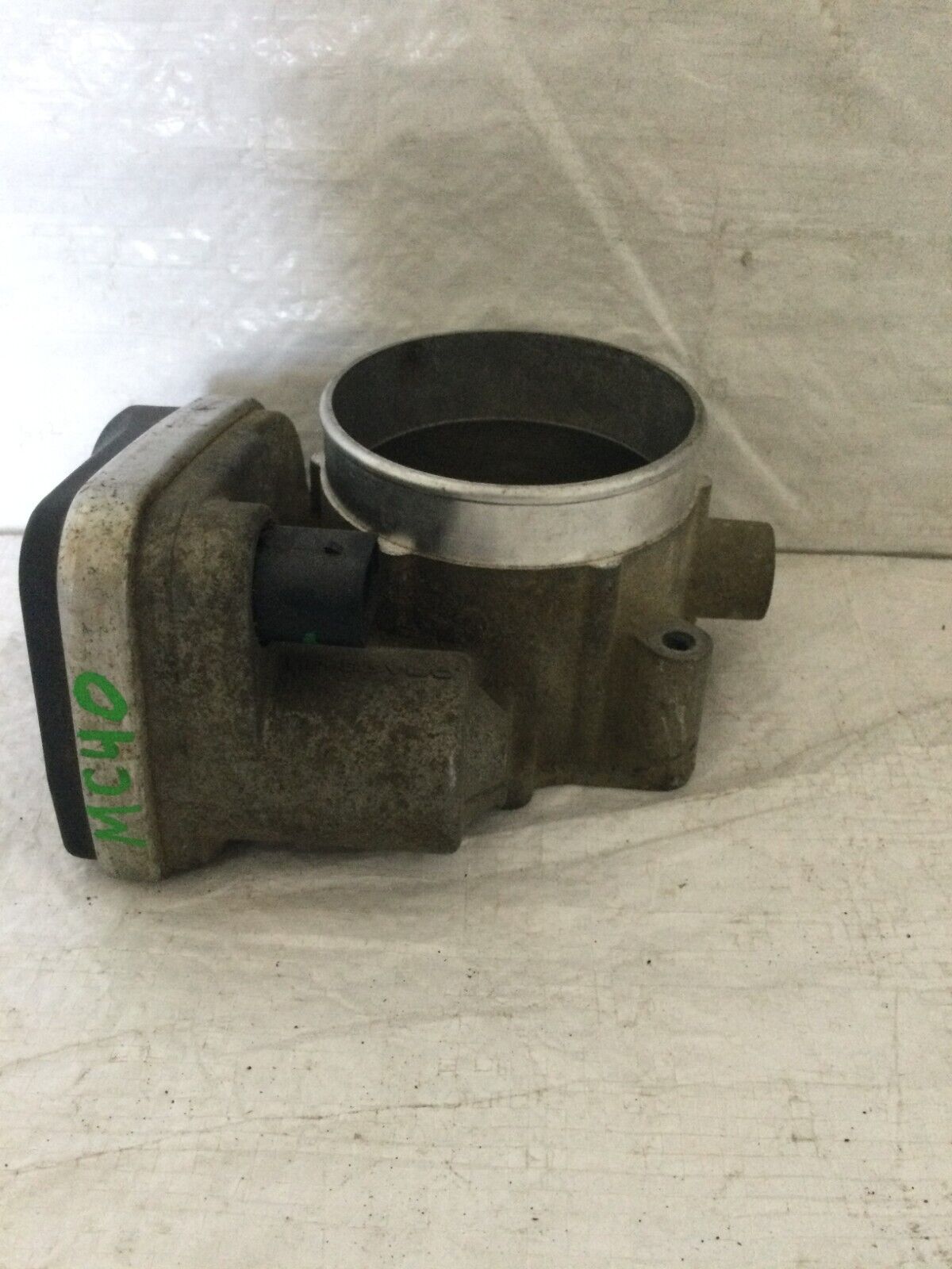 2005 Dodge Ram 2500 Throttle Body Assembly 53032801AC 5.7L OEM