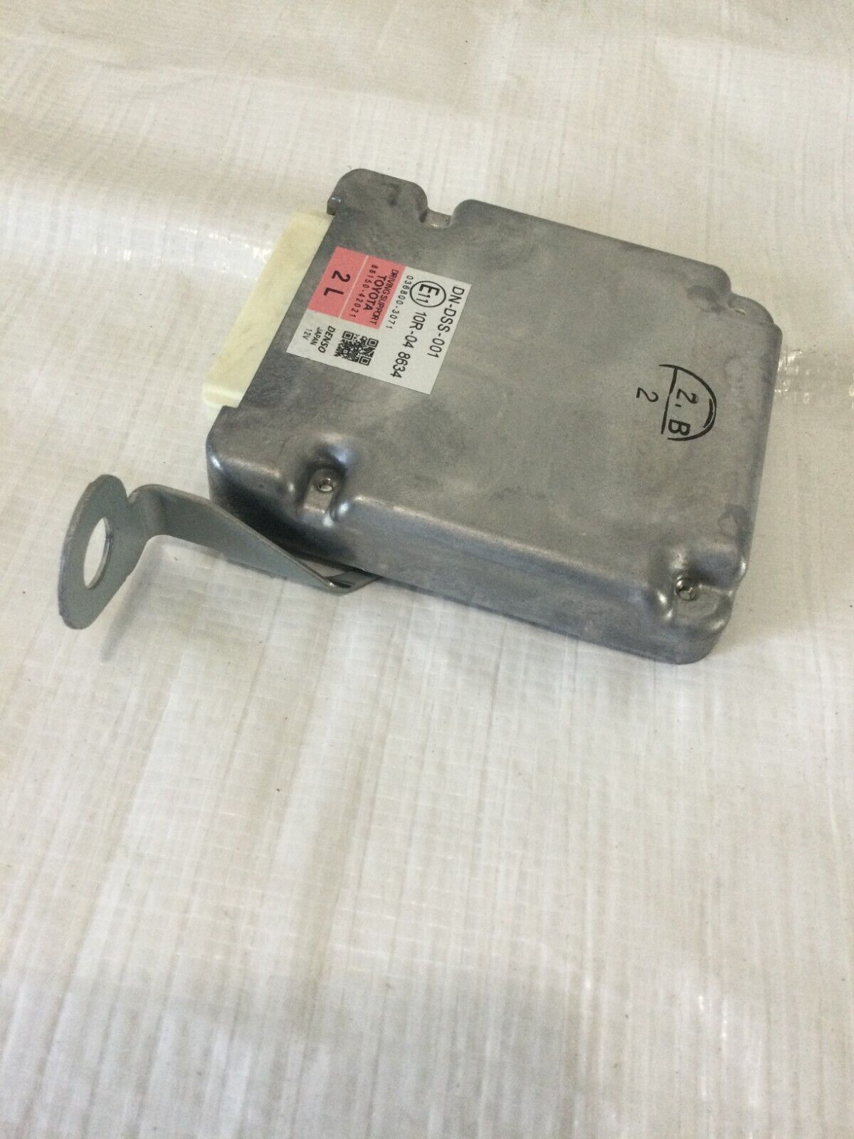 2018 Toyota RAV4  Hybrid Left Driver Assist  Control Module 10R-048636 OEM