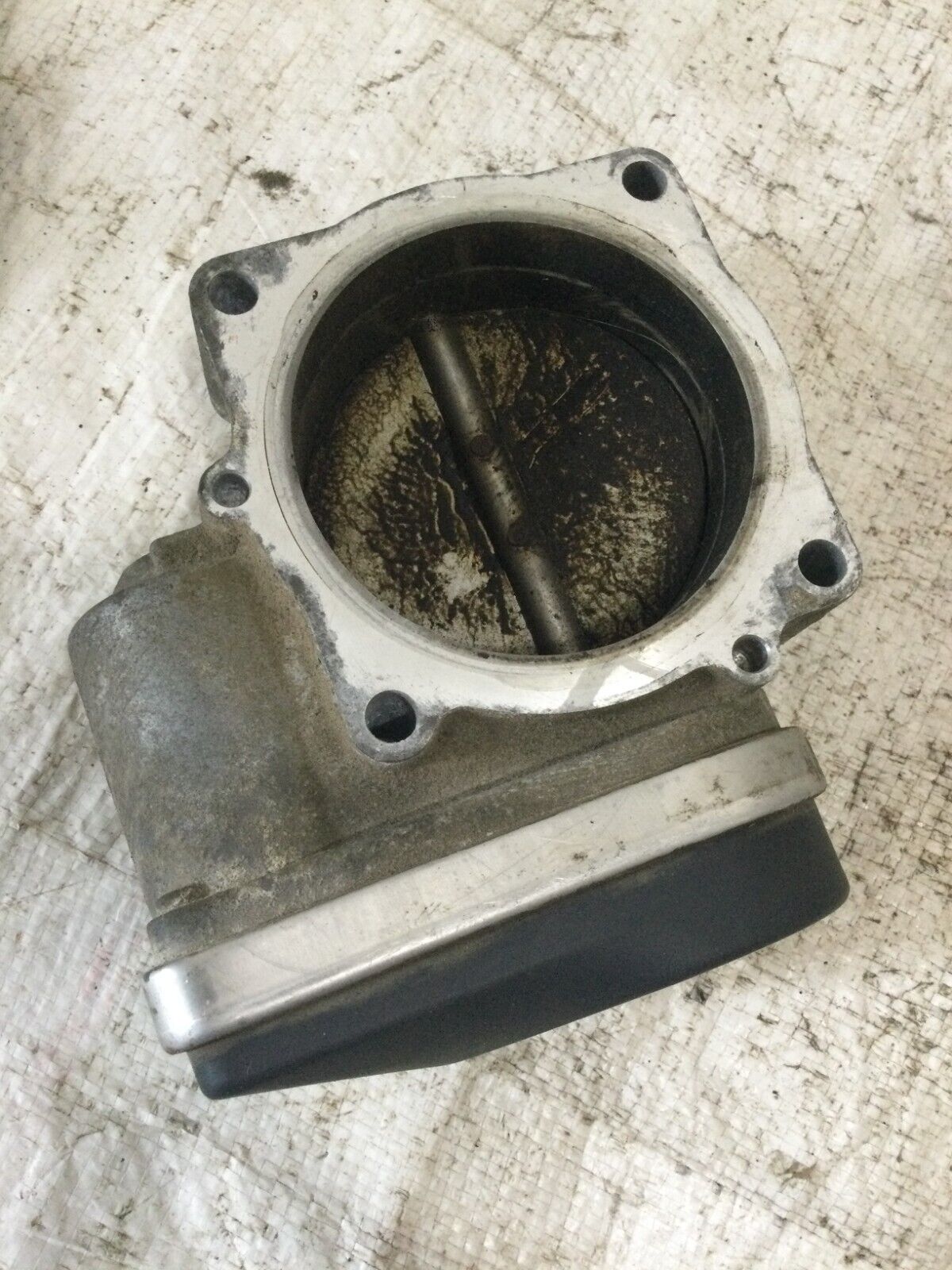 2005 Dodge Ram 1500 Throttle Body Valve Assembly 53032801AC 5.7L OEM