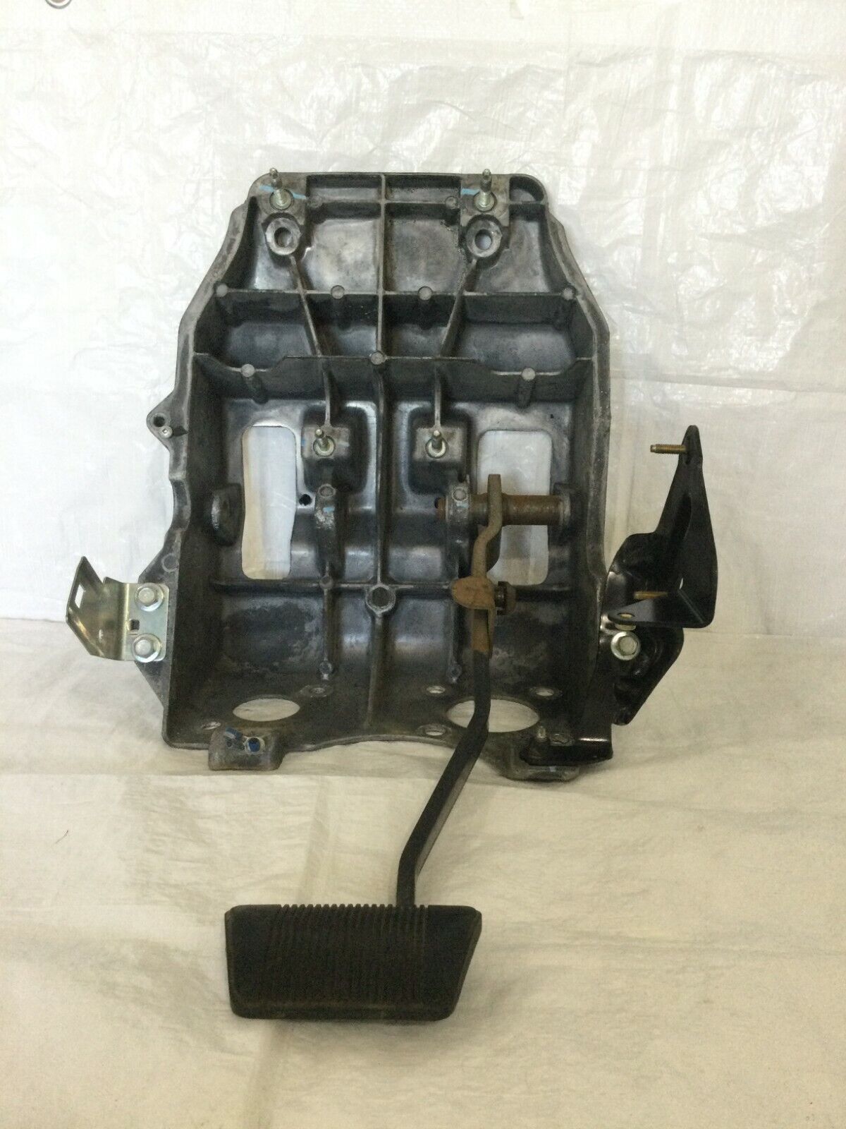 2006-2007 Dodge Ram 2500 Steering Column Brake Pedal W/ Bracket OEM 55351190AE