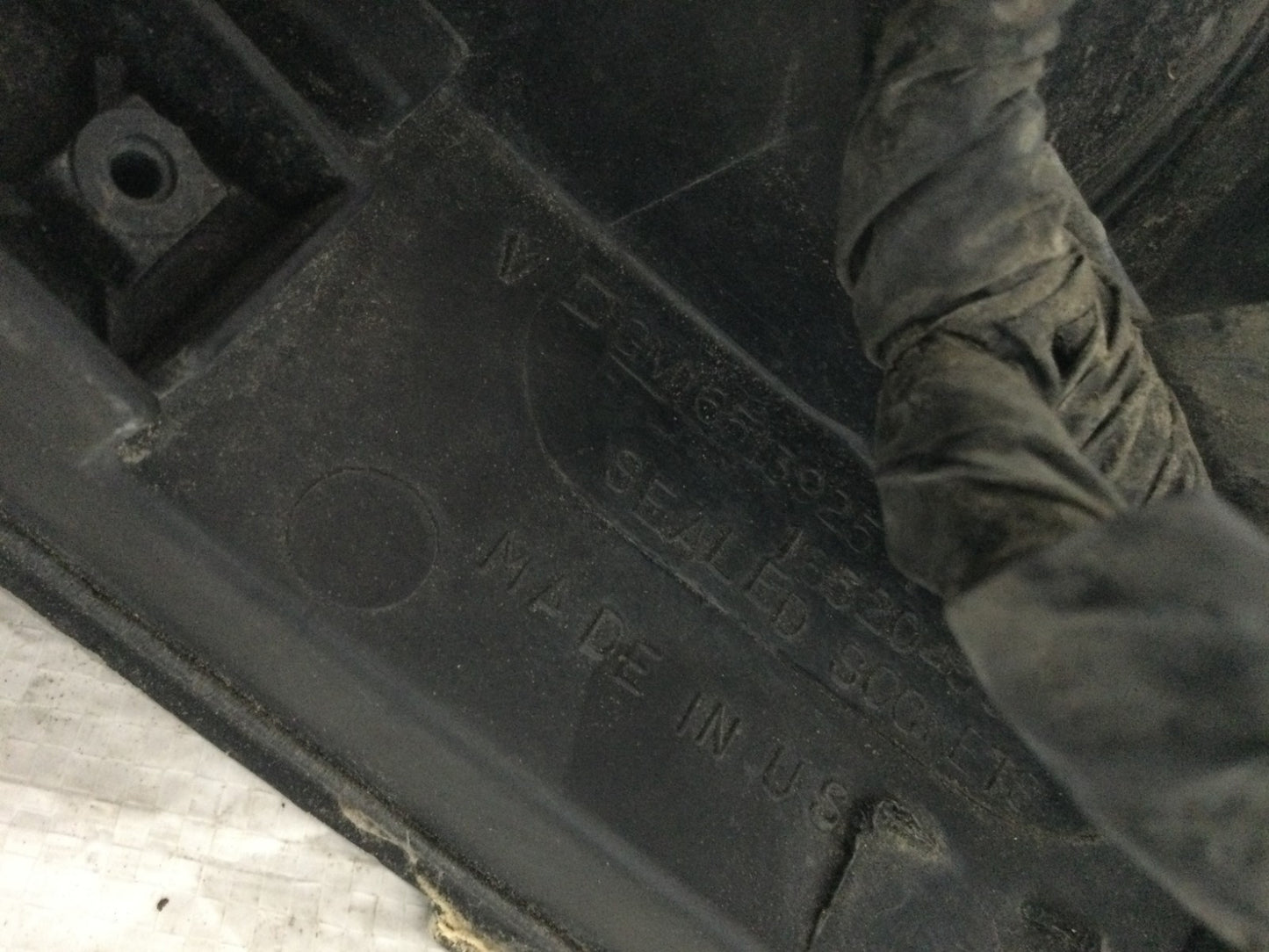 1997 Cadillac Seville Left Driver Side Outer Tail Light 16513925