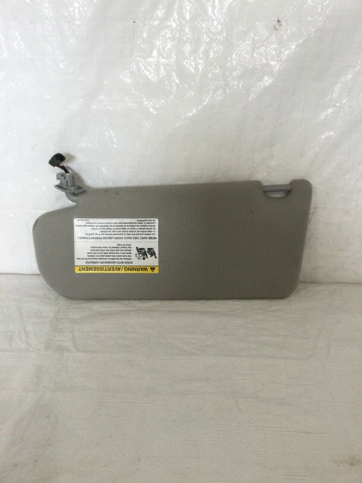 2005 Mazda 6 Sun Visor Right Passenger Side OEM RH