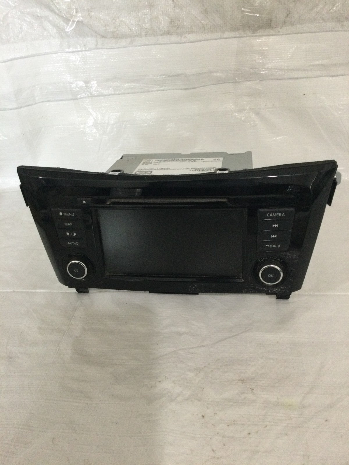 2018-2020 Nissan Rogue AM FM CD Radio Receiver OEM