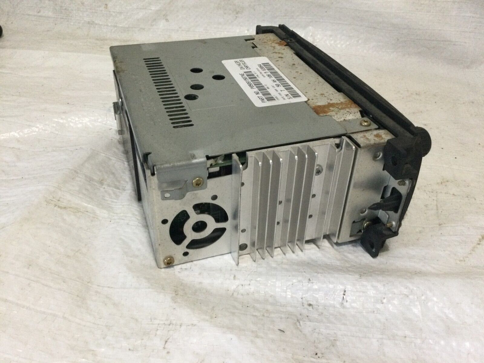 2002-2007 Dodge Ram 1500 AM FM Radio Stereo CD Player P05091507AE OEM