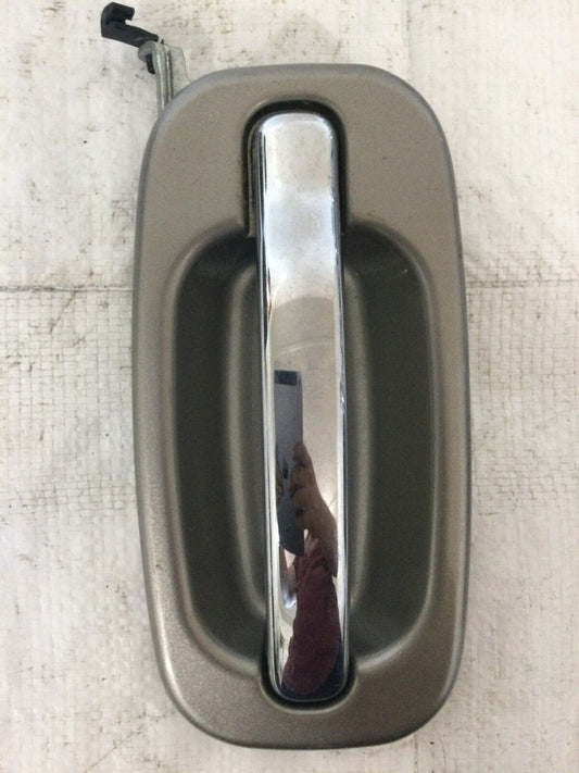 2002-2006 Cadillac Escalade EXT Exterior Door Handle Rear Left 15053143 OEM