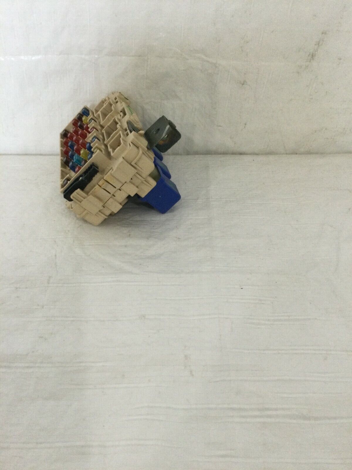 2001 Nissan Xterra Cabin Fuse Box OEM 