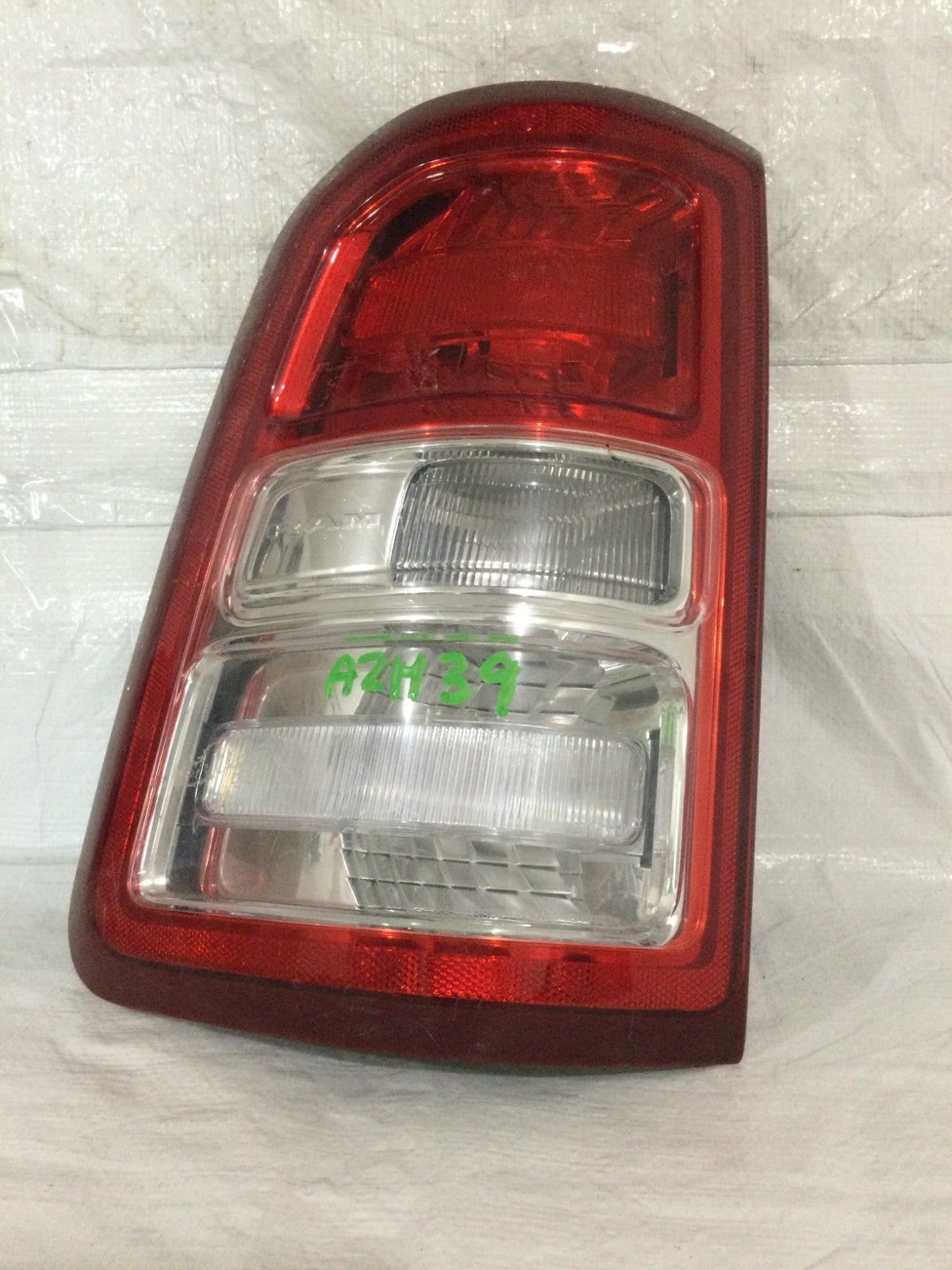 2019-2024 Dodge Ram 1500 Left Driver Tail Light OEM 55112989AE HAS SOME SCUFFS