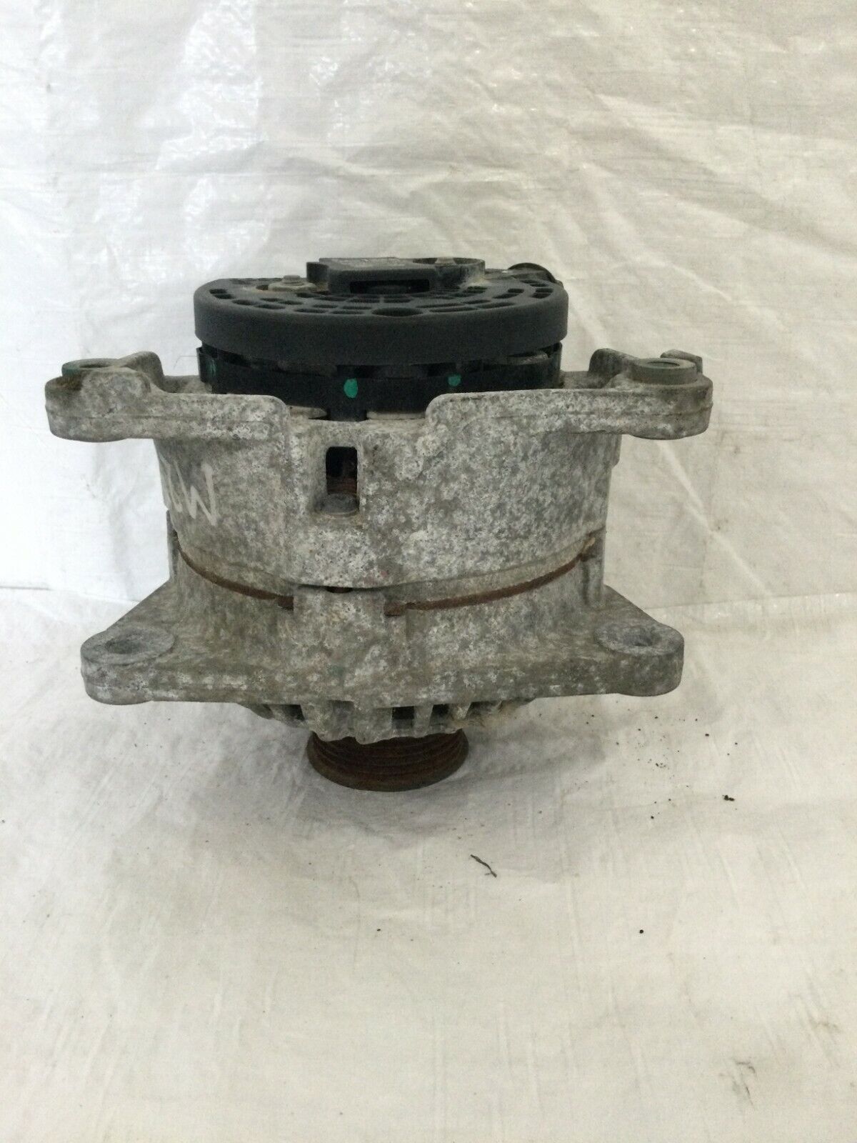 2005 Dodge Ram 2500 Alternator Motor OEM  5.7L