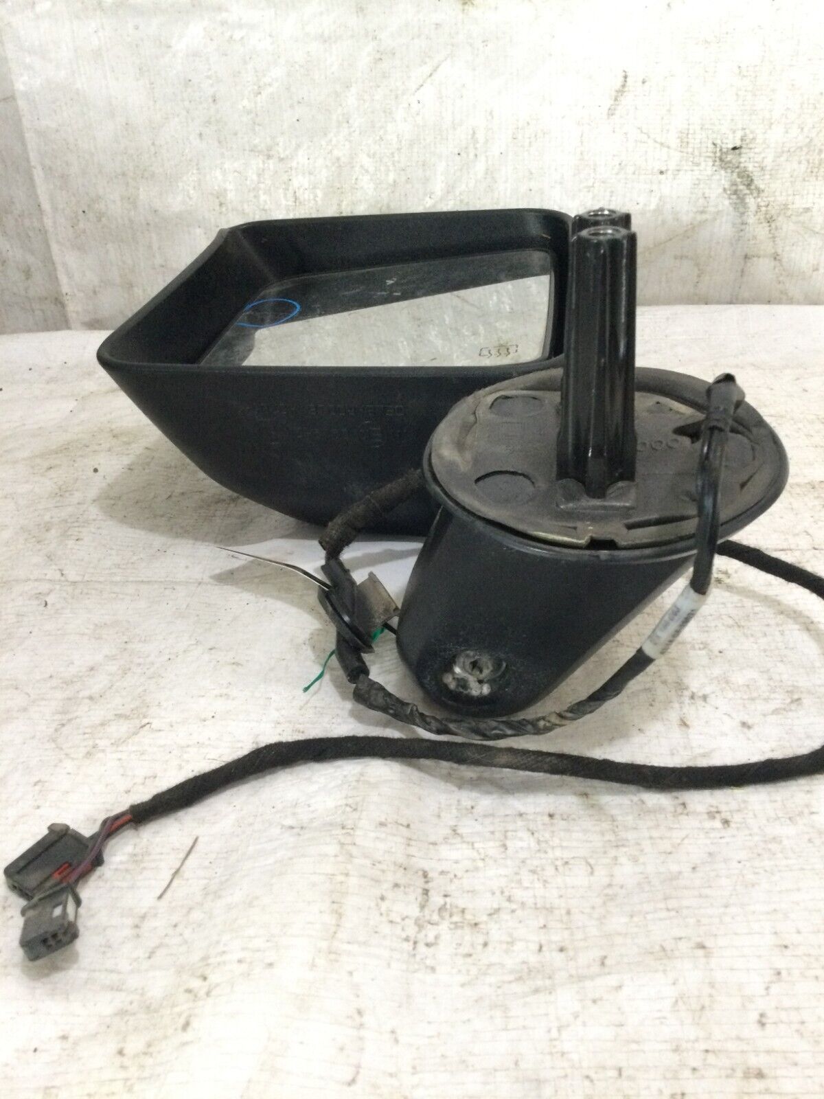 2017 Jeep Wrangler Left Driver Side View Door Mirror OEM ( DAMAGE GLASS )
