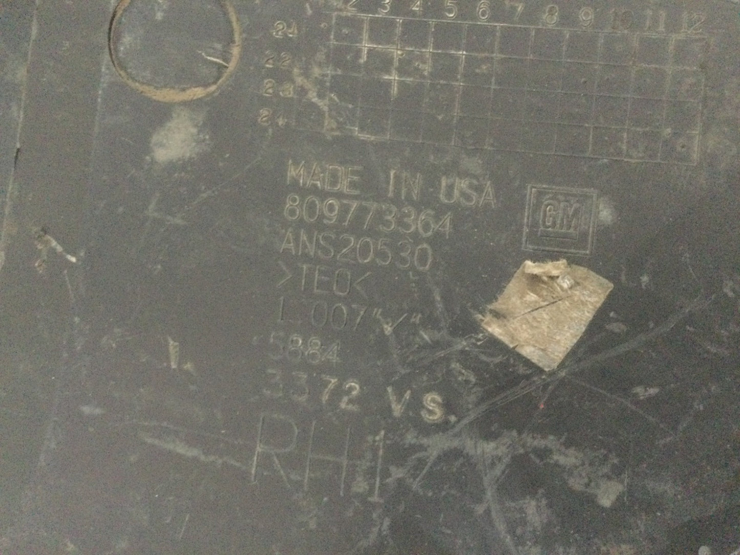 2021 Chevrolet Silverado 1500 Front Driver Cover Outer Filler OEM 809773364