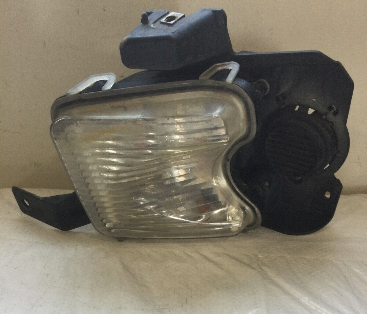 2007-2010 Saturn Outlook Turn Signal Lamp Front Right Passenger OEM 15114443