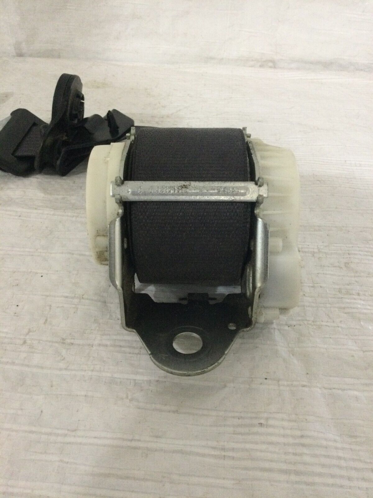 2007 GMC Sierra 1500 Rear Left Seat Belt OEM 15890417