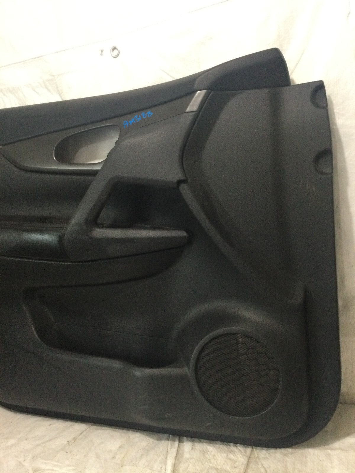 2017 2018 2019 2020 Nissan Rogue  Front Left LH Side Door Trim Panel OEM