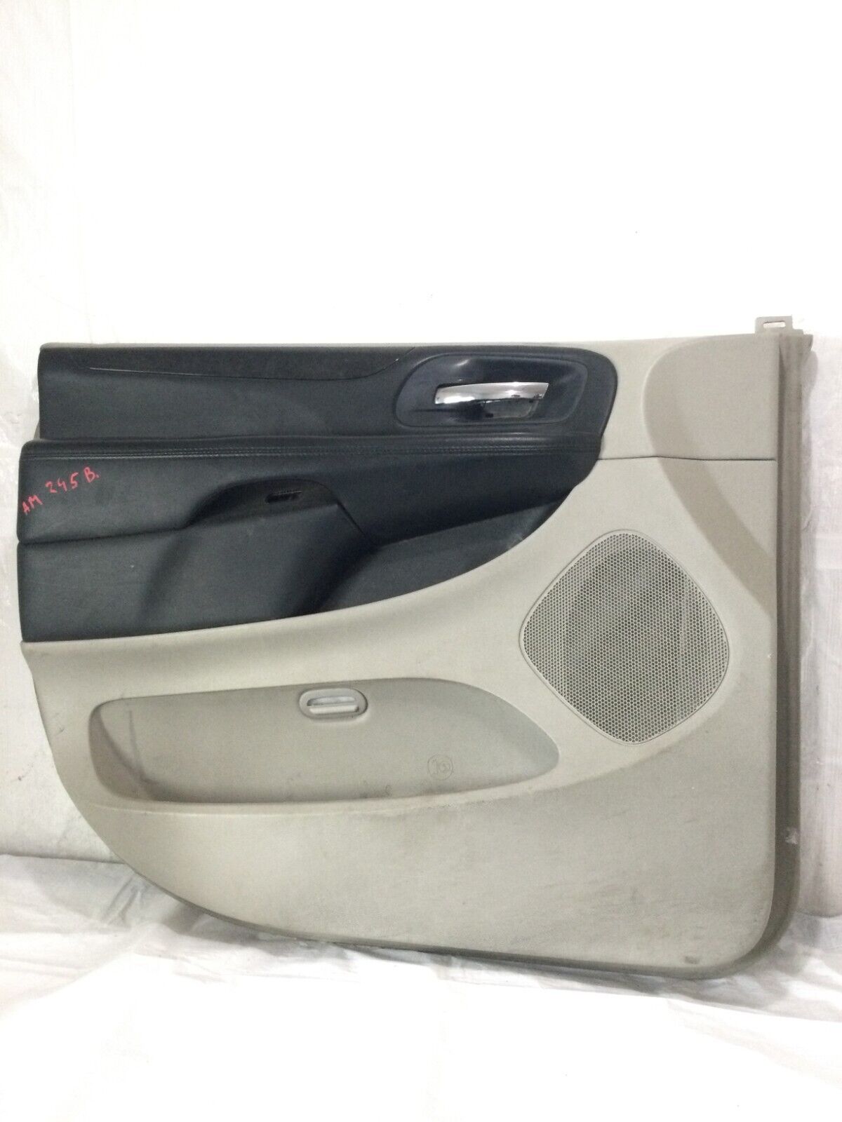 2017 Dodge Grand Caravan Front Left Door Trim Panel OEM