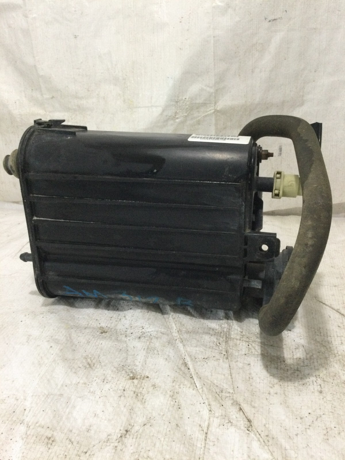 2005 Dodge Ram 1500 Fuel Vapor Canister OEM 52110232AD