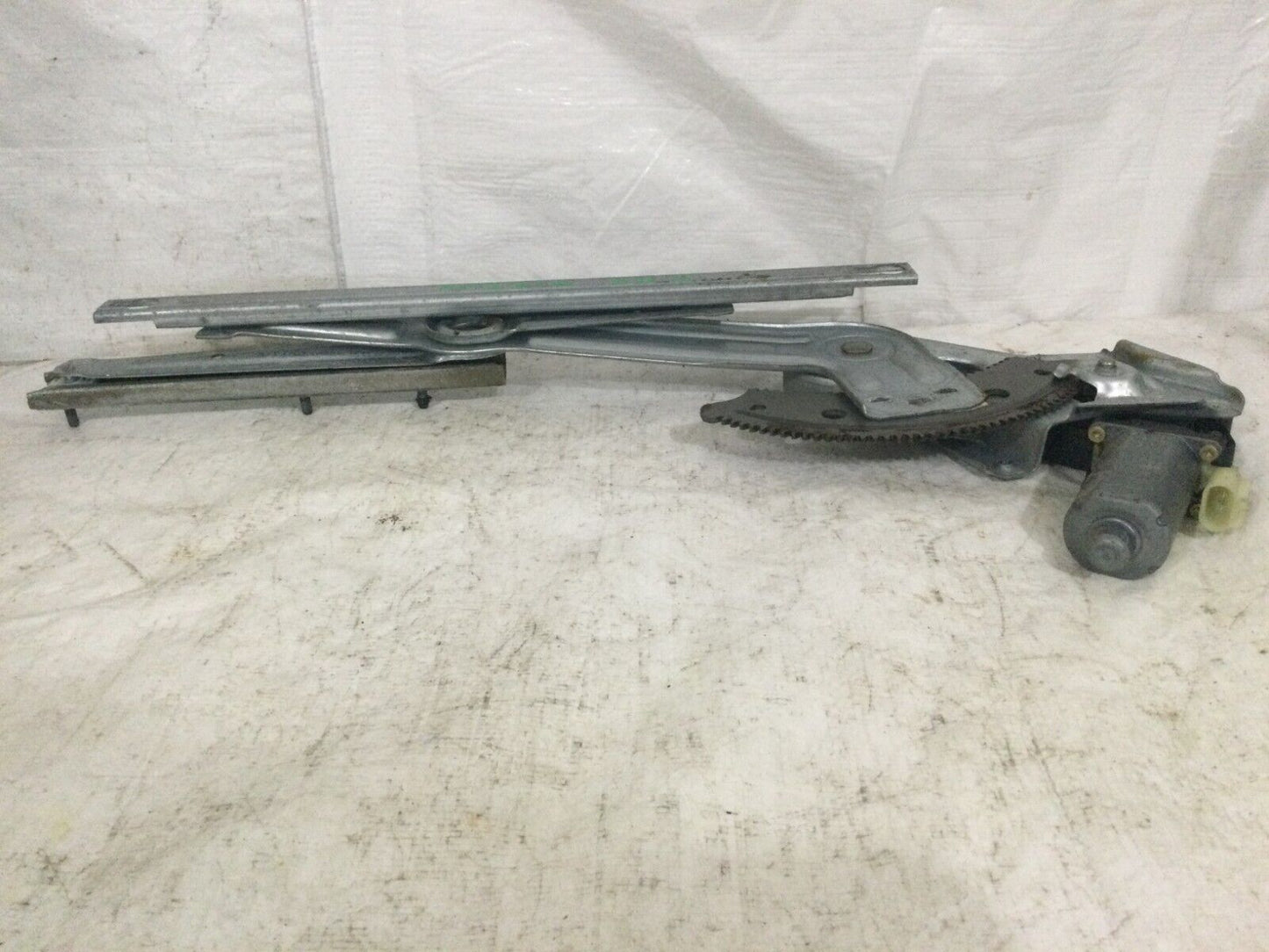 2004 Dodge Ram 1500 Rear Right Regulator Motor OEM