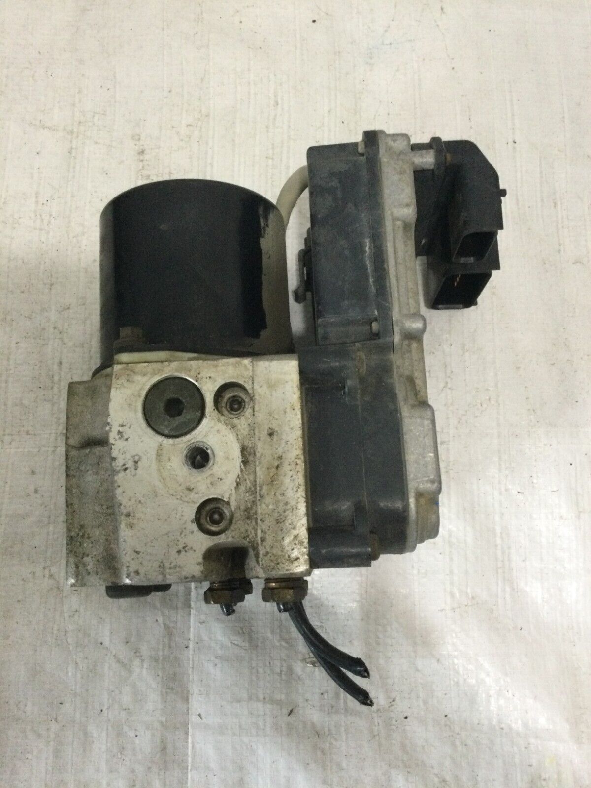 2003 Dodge Ram 2500 Anti-lock Brake Parts 52010149AE OEM