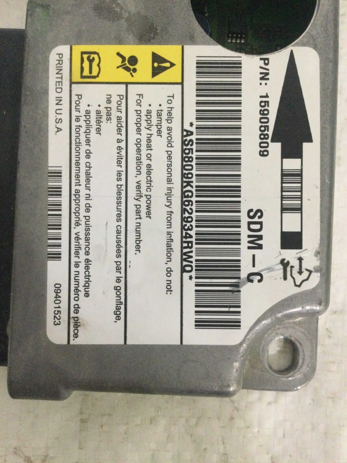 2007 GMC Yukon SRS Control Module 15905809 OEM