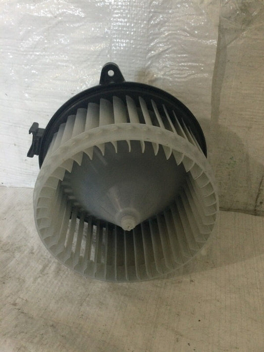 2013-2016 Chevrolet Cruze A/C Heater Blower Motor OEM 16457072