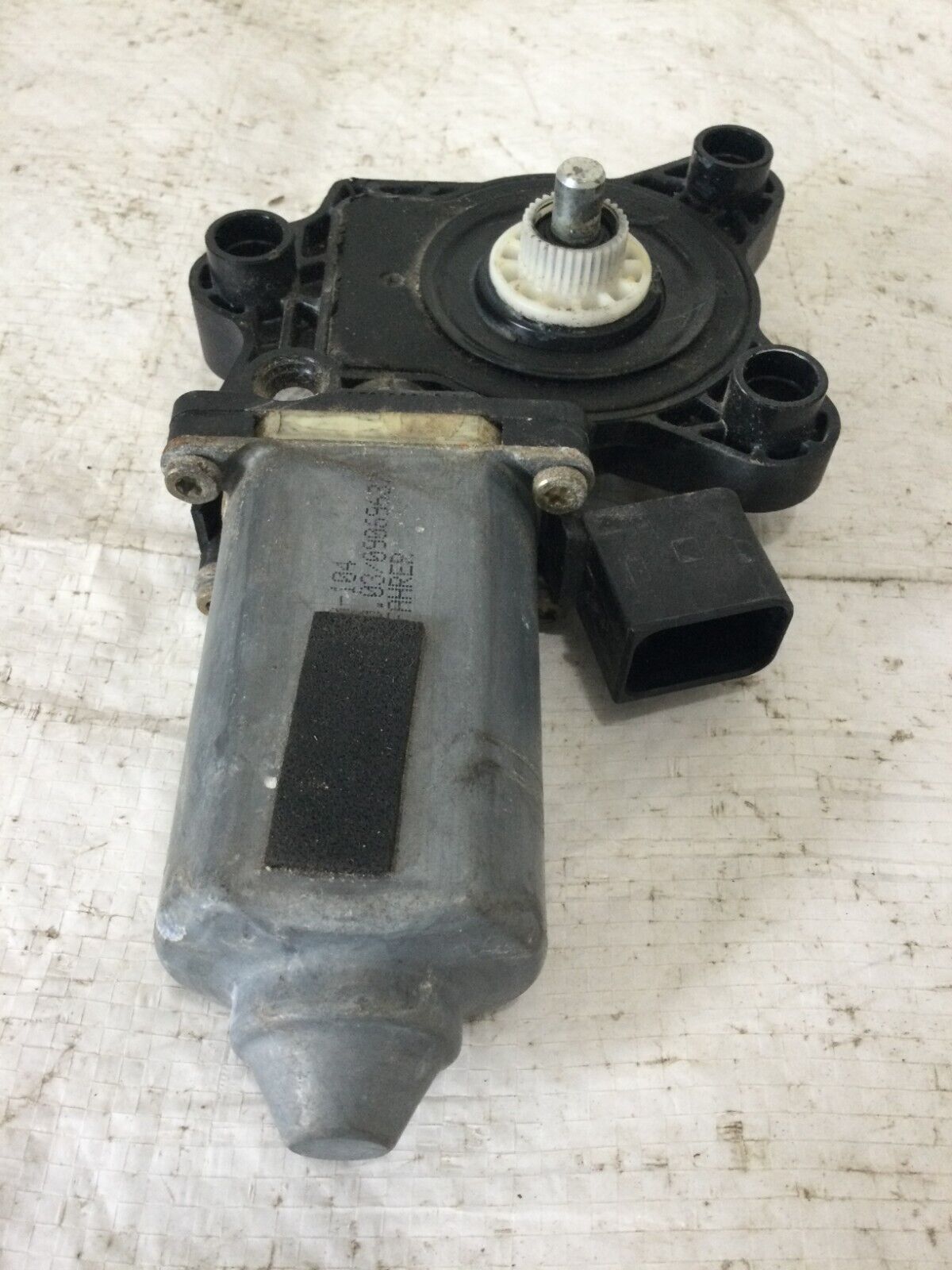 2004 Mercedes Benz S430 Front Left Power Window Motor OEM