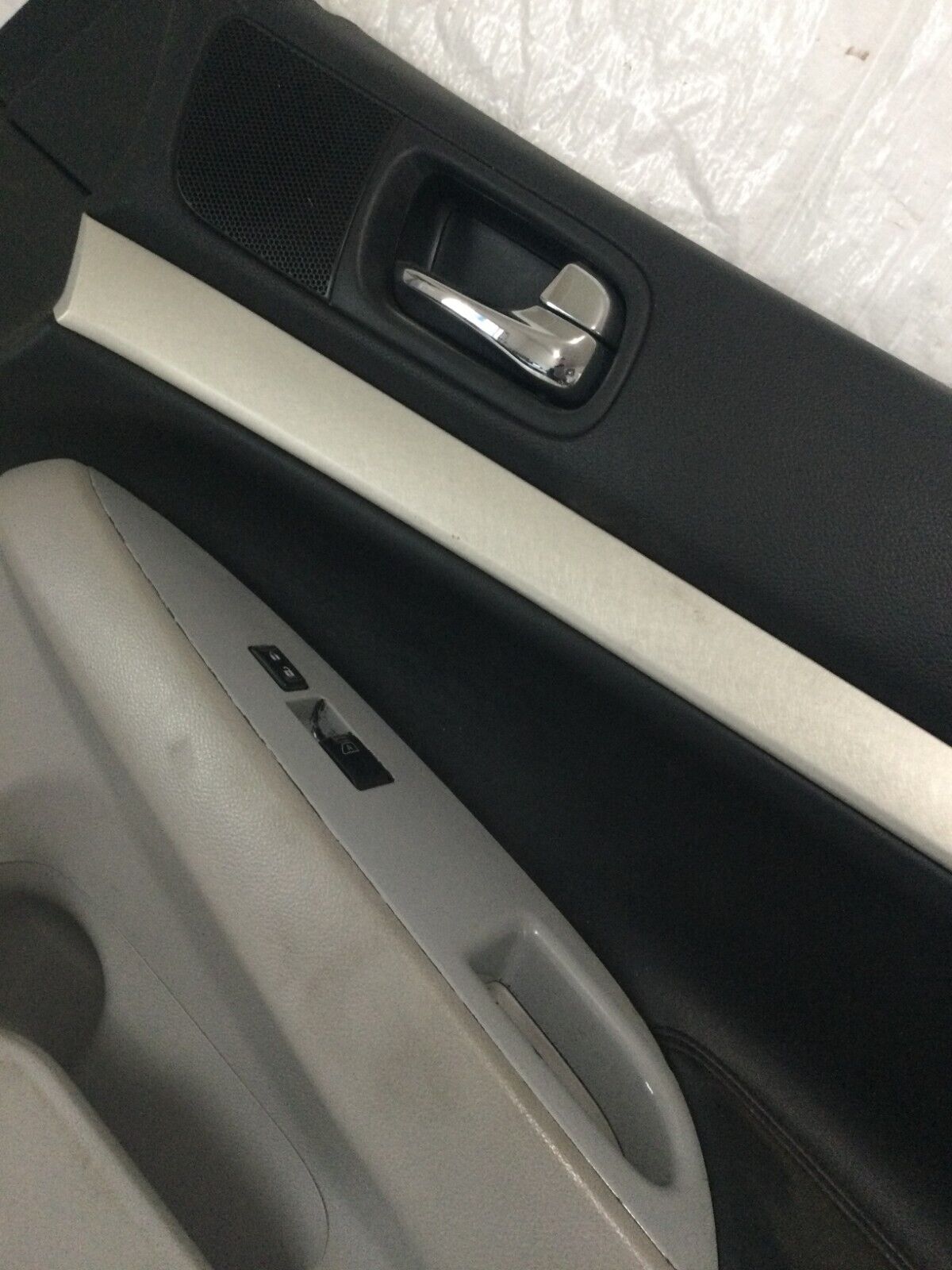 2007-2008 Infinii G35 Front Right Passenger Interior Door Trim Panel OEM