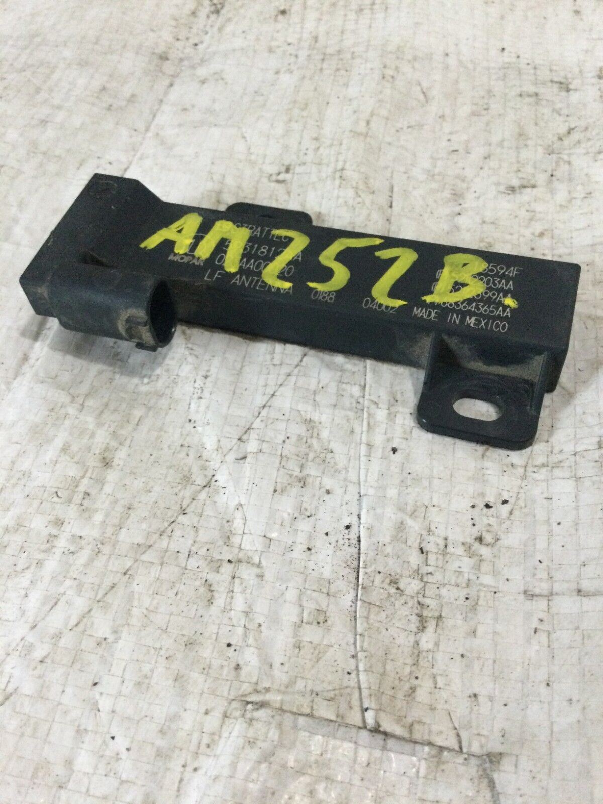 2019 Ram 1500 Remote Keyless Entry Antenna Module 5931812AA OEM