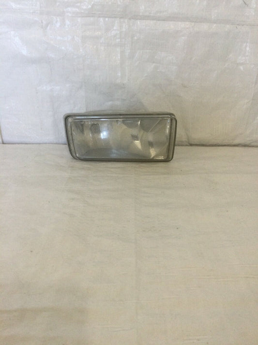 2007-2013 Chevy Avalanche Fog Light Assembly Passenger Side