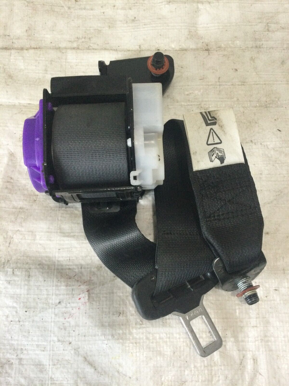 2017 Hyundai Elantra  Rear Left  Seat Belt  OEM