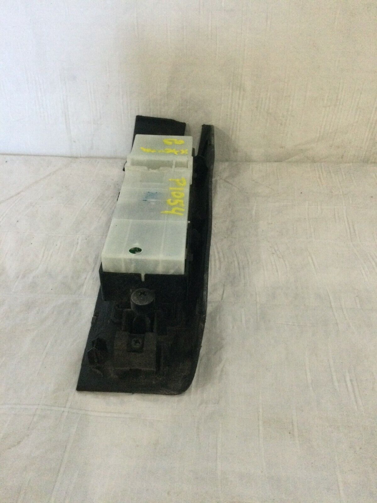 2005 Nissan Xterra Front Left Driver Master Power Window Switch OEM