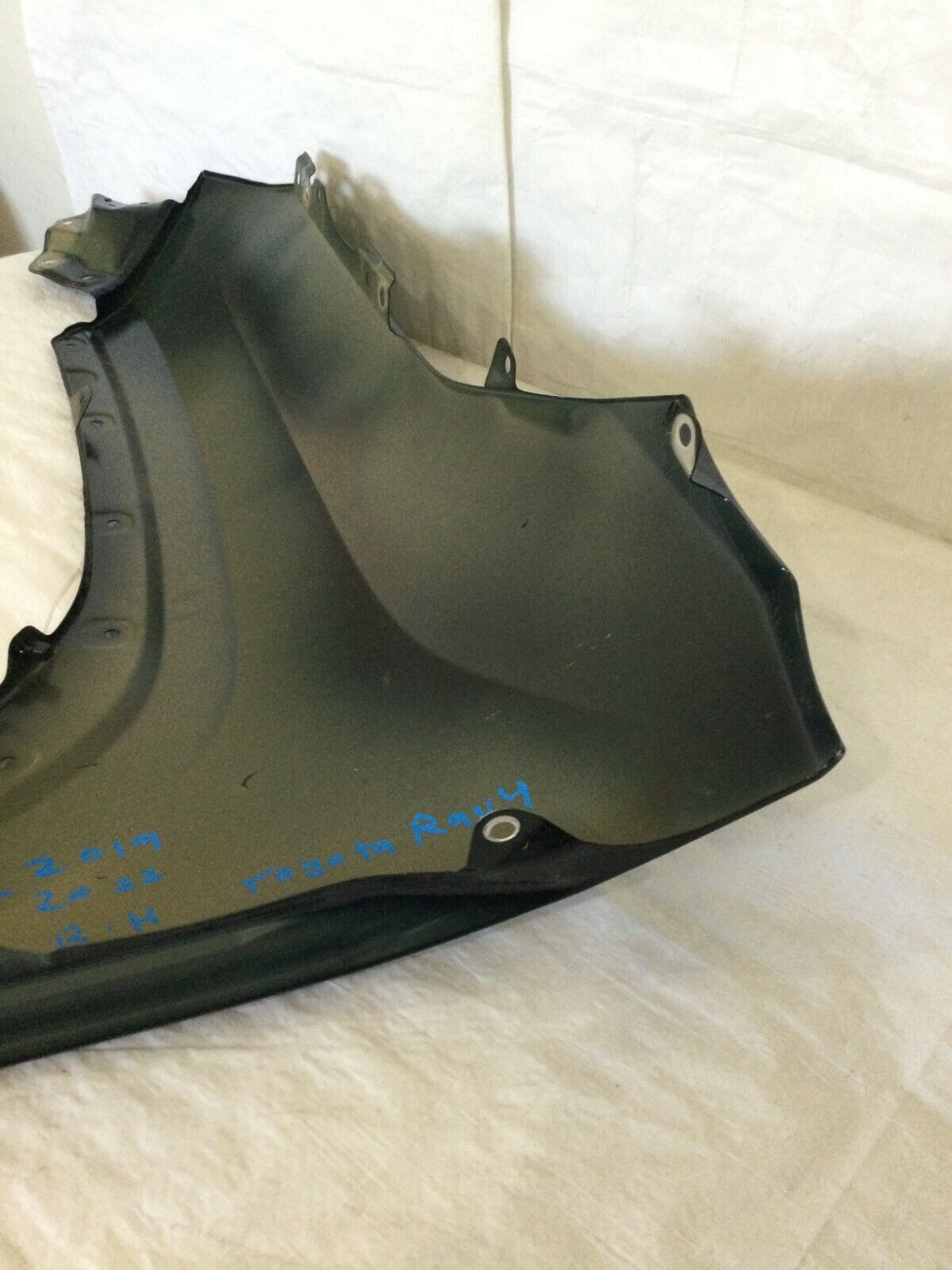 2019-2021 Toyota RAV-4 Right Passenger Side Front Fender Panel  538010R130 OEM