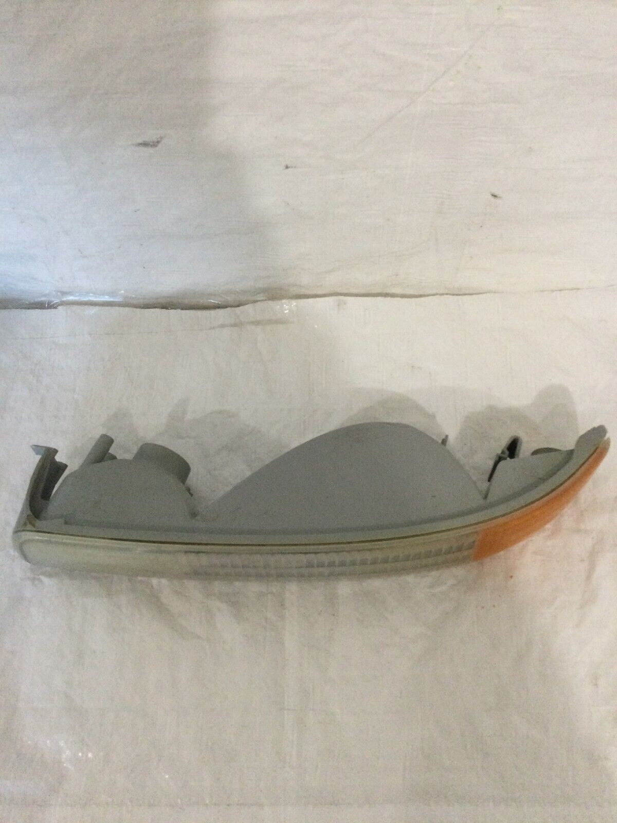 1999-2007 GMC Sierra 1500  Left Driver Side Turn Signal OEM LH 16524675