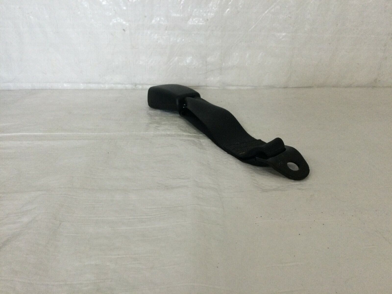 2016 Toyota RAV4 Rear Center Seat Belt Buckle OEM