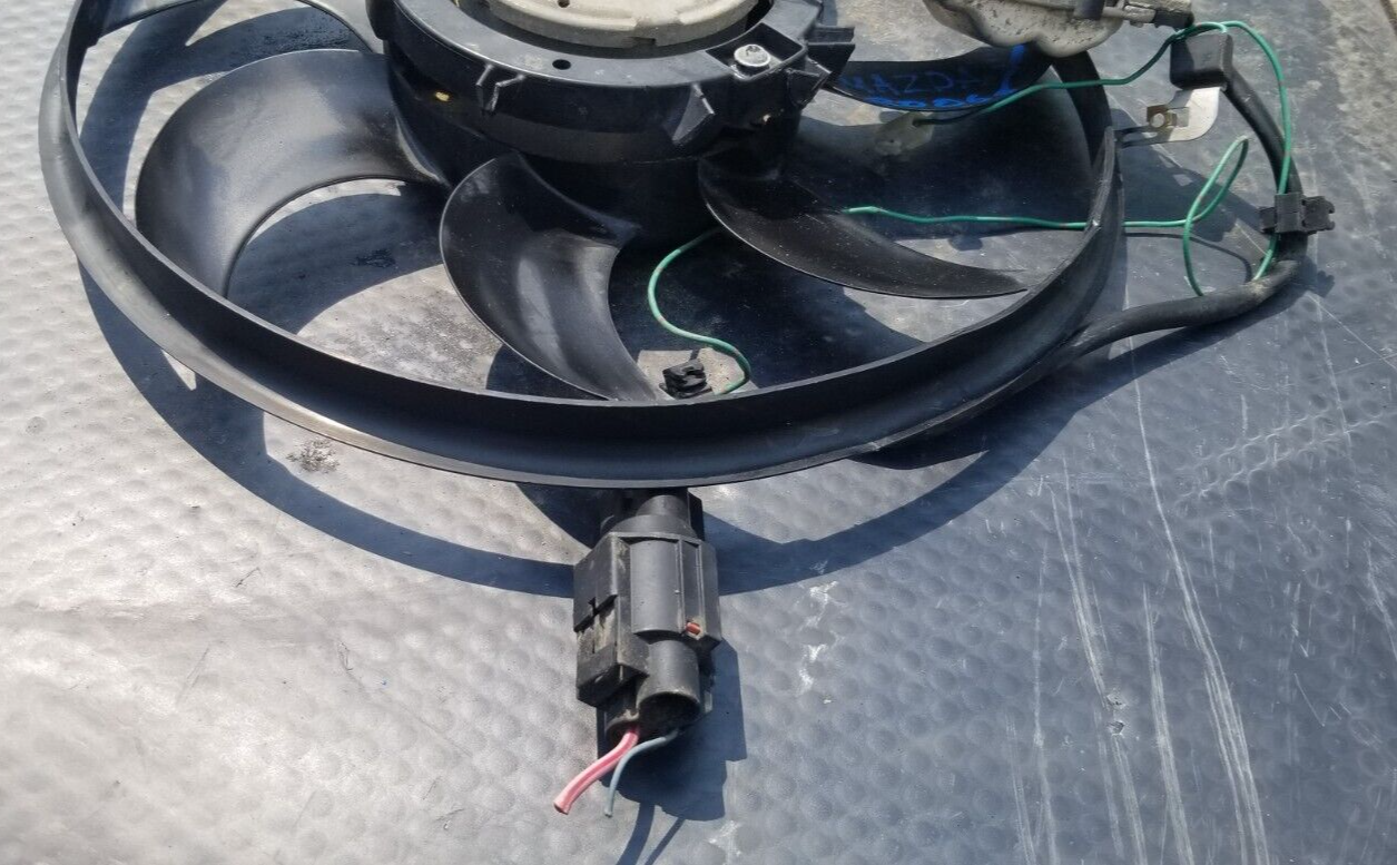 2006 Mazda 3 Electric Radiator Cooling Fan W/ Module 1137328148