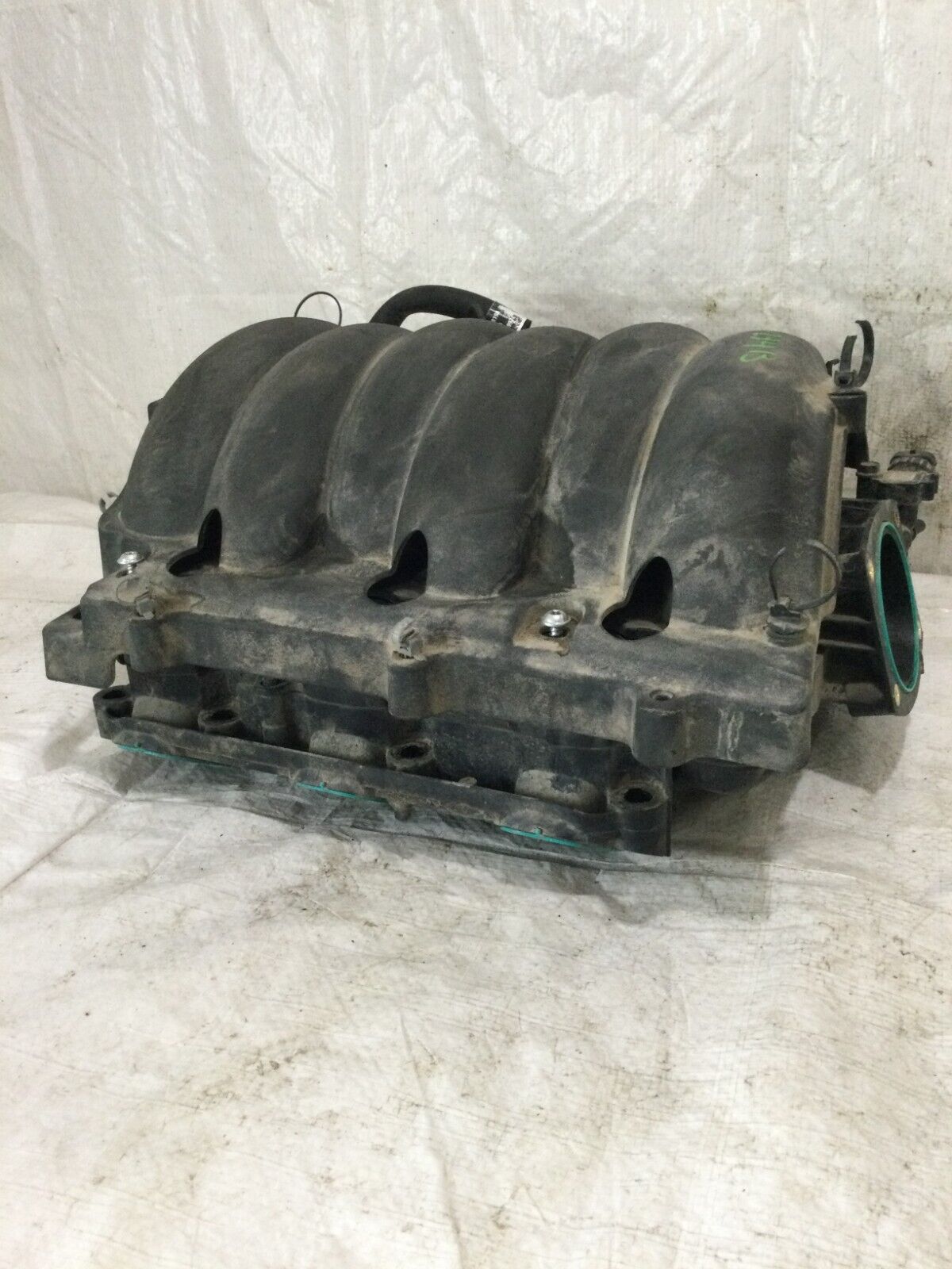 2019 Chevrolet Silverado 1500 Intake Manifold Assembly OEM 12684938