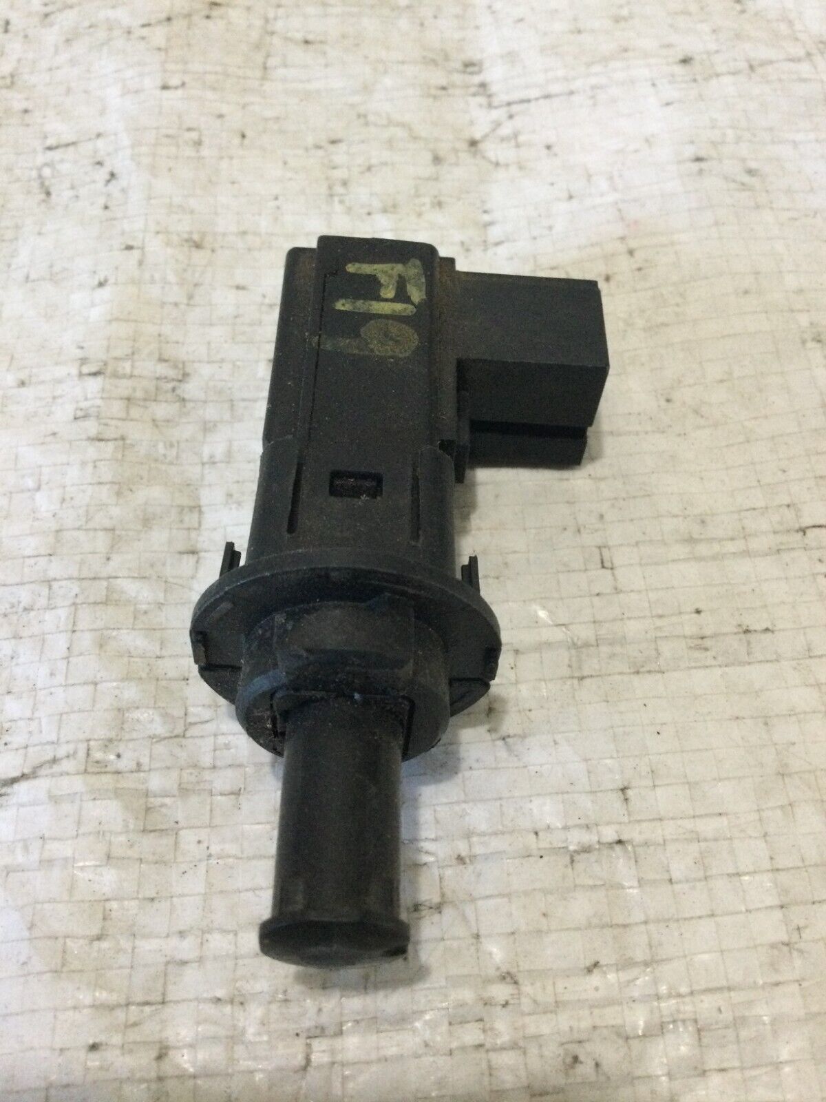 2018 Dodge Ram 1500 Brake Light Stop Light Switch Sensor OEM