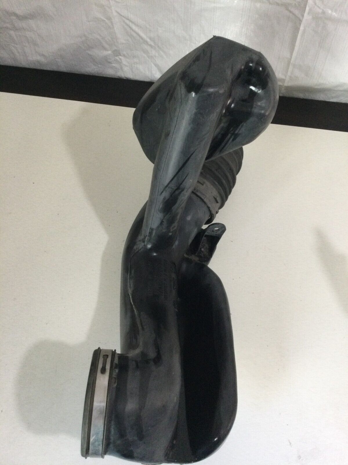 2003-2006 Chevrolet Silverado 1500 Air Intake Tube Duct Hose 25335335 OEM