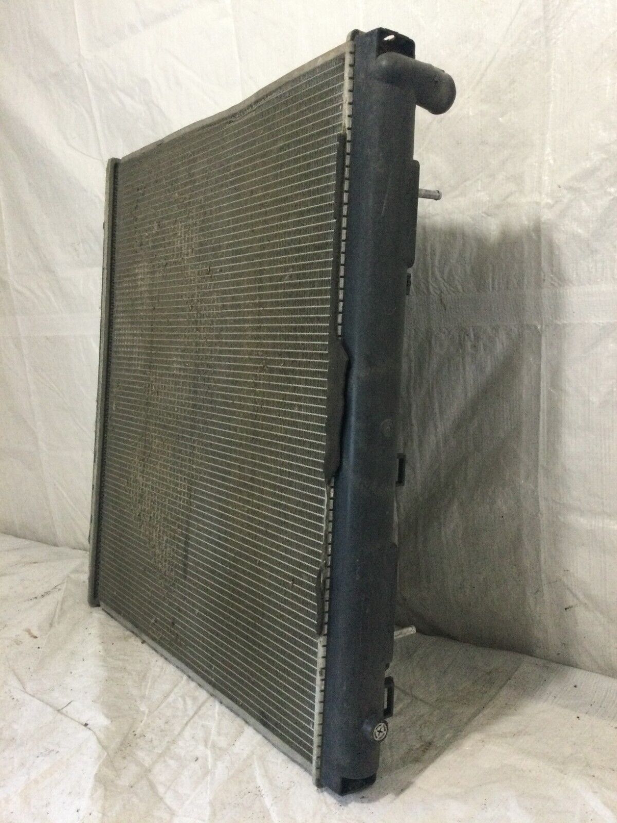 2005 Nissan Xterra  Radiator Assembly OEM