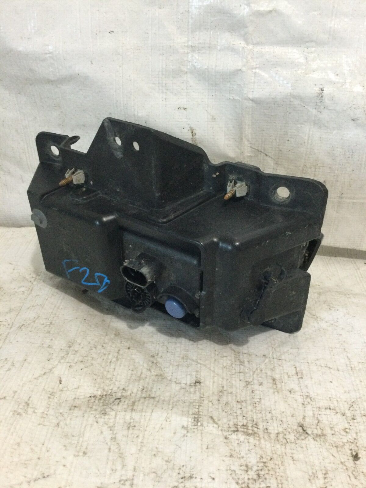 2021 RAM 2500 Left Side Fog LightW/ Mounte OEM