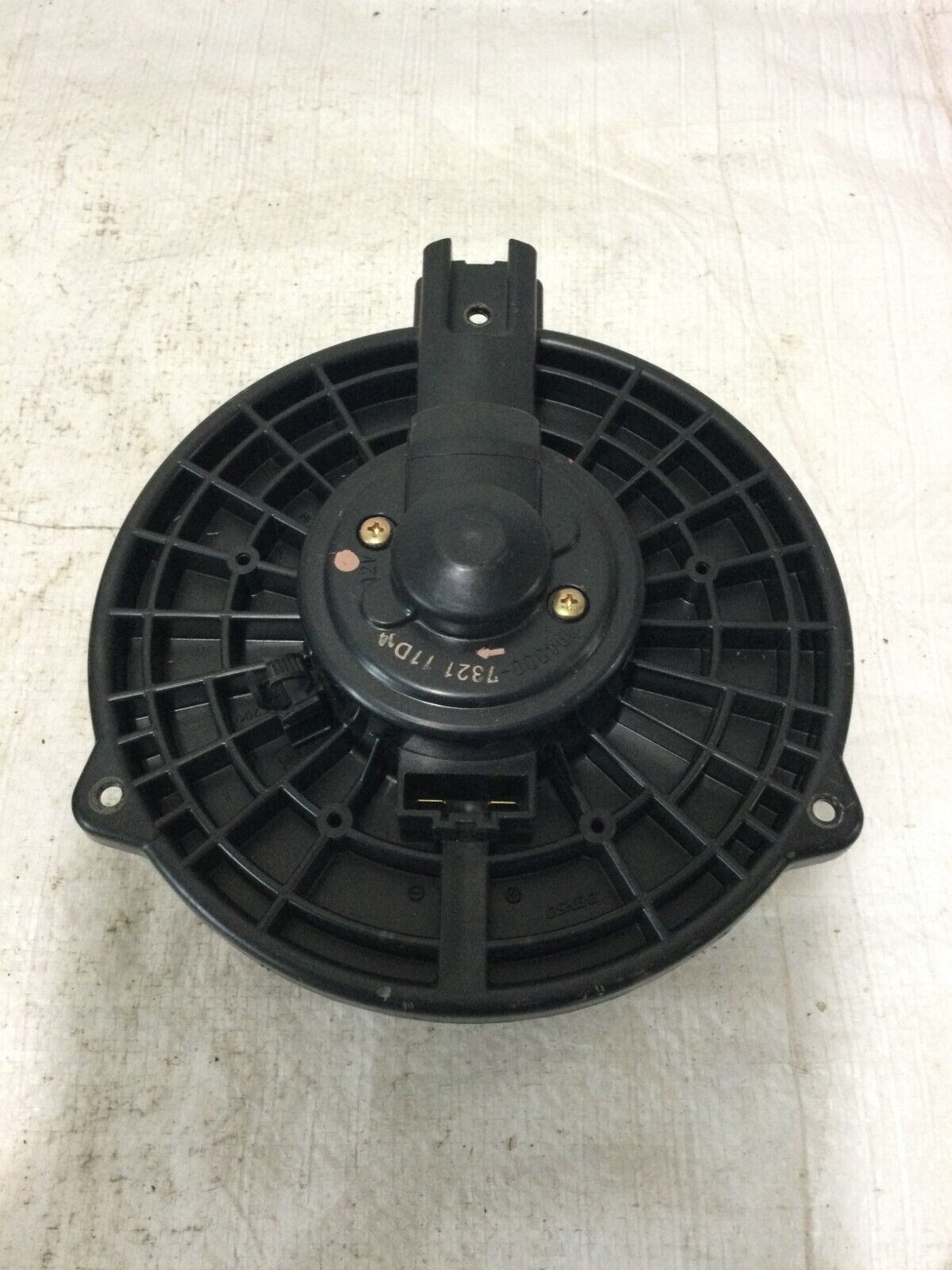 2003 Toyota Highlander  A/C Heater Blower Motor OEM
