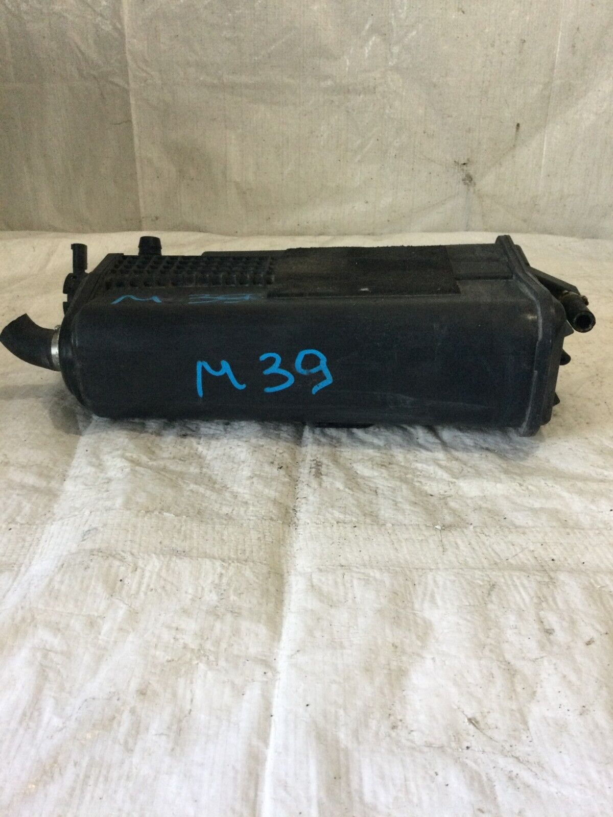 2004 Mercedes-Benz S-Class Fuel Evaporator Canister 2204700559 OEM