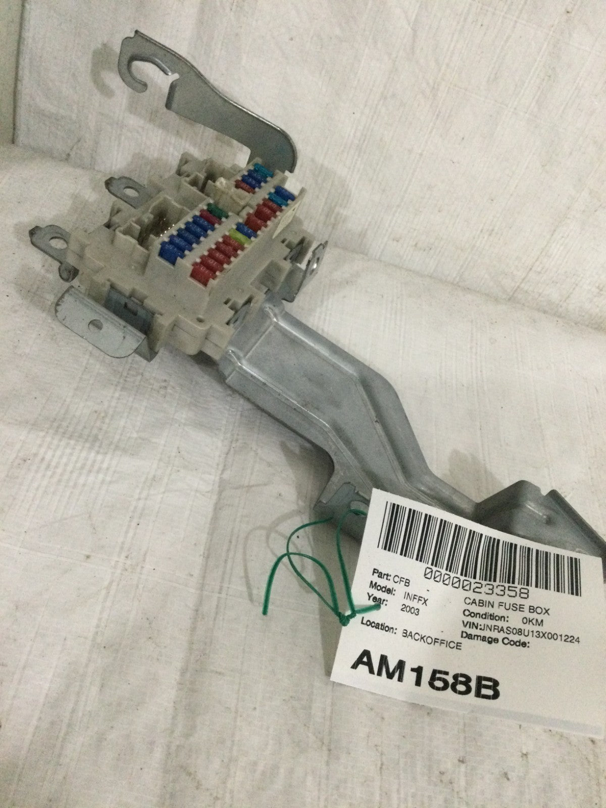 2003 Infiniti FX35 3.5L Cabin Fuse Box OEM