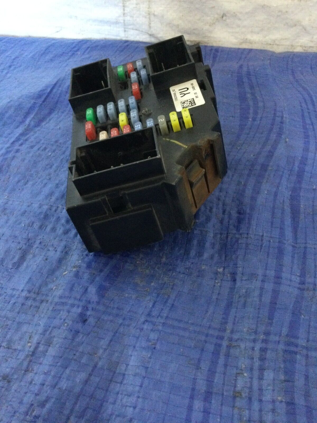 2007-2009 Cadillac Escalade ESV Cabin Fuse Box  15925044 OEM