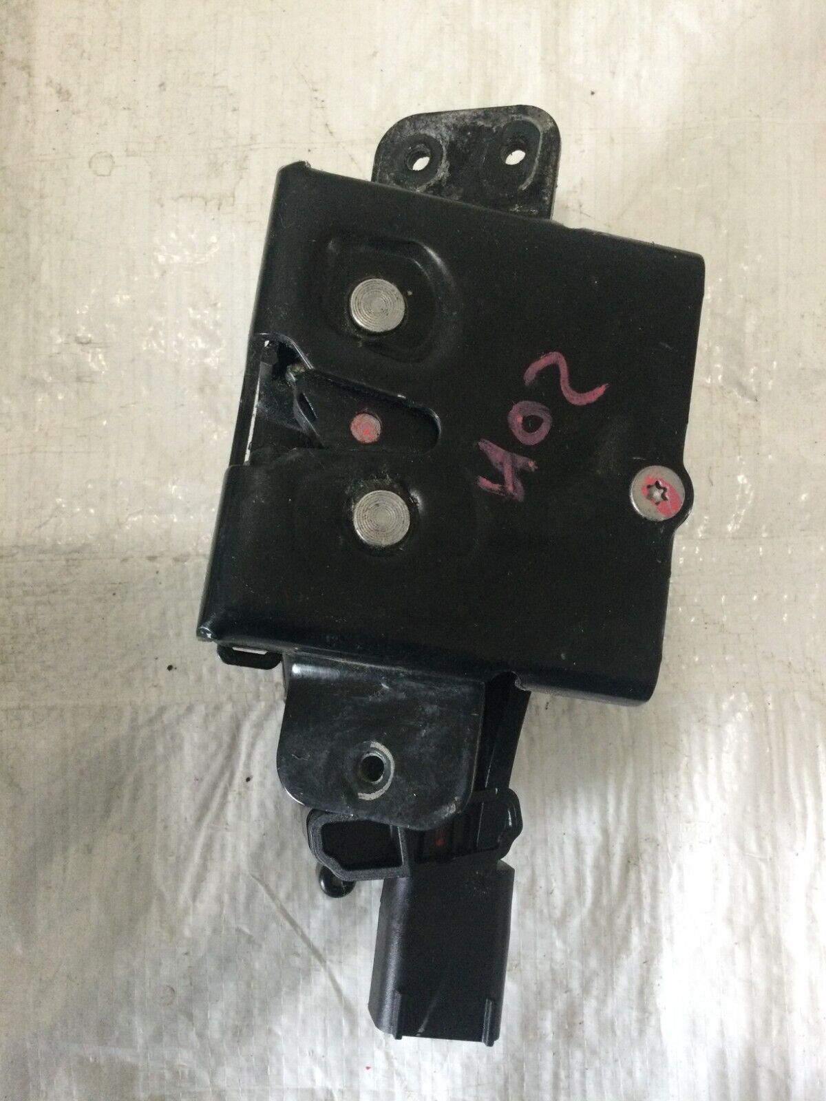 2007 Cadillac Escalade Tailgate Latch Power Liftgate Lock Actuator Motor OEM