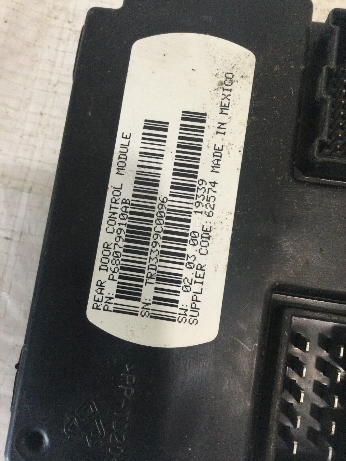 2017 Dodge Grand Caravan Sliding Door Power Control Module 68079910AB OEM