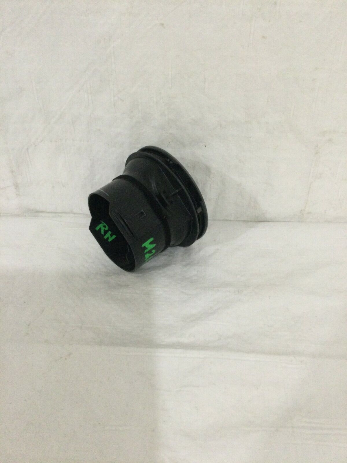 2003-2008 Mazda 6 Mazda6 Dash Center A/C Heater Air Vent Right OEM