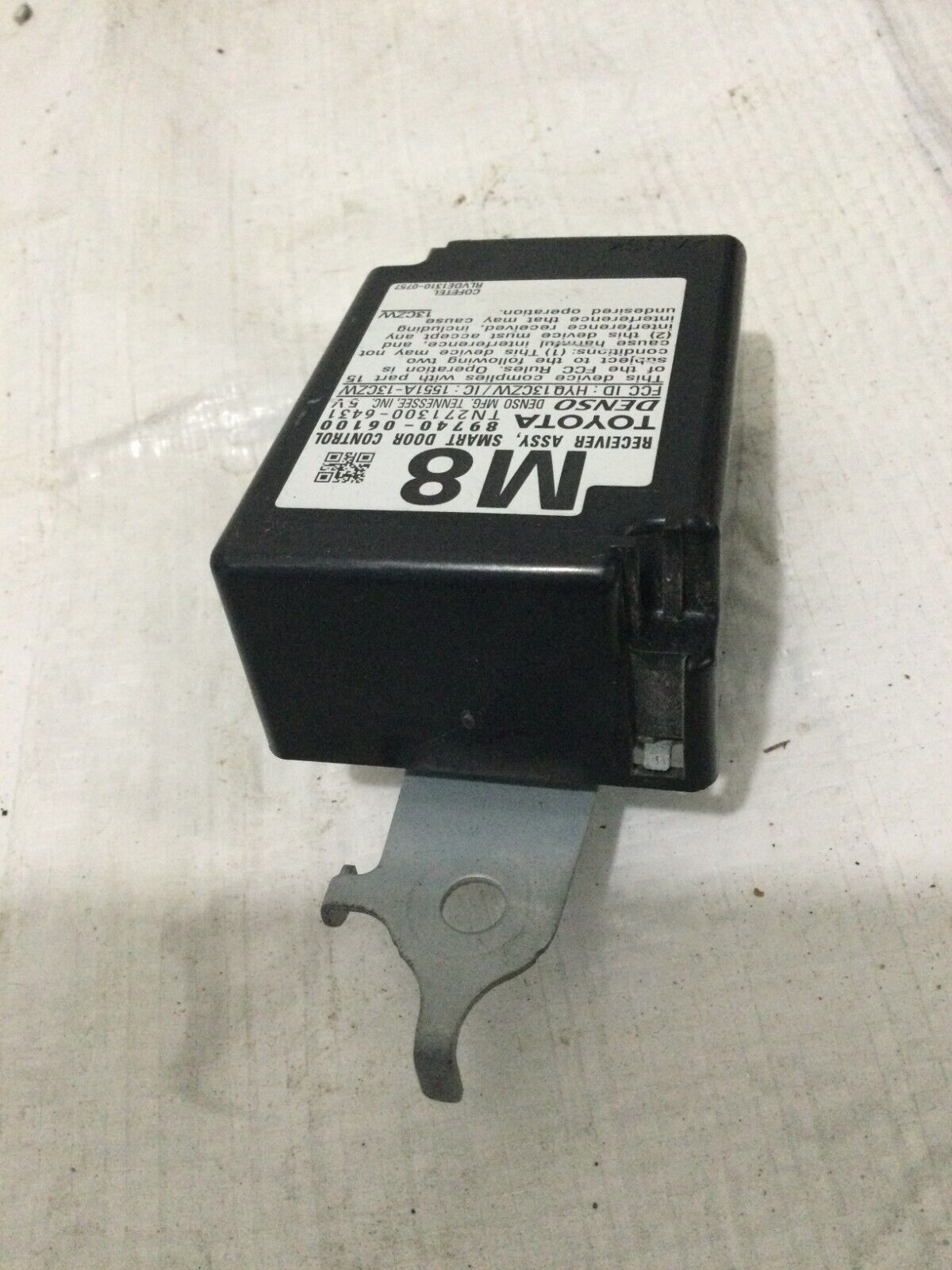2016 Toyota Camry Smart Door Entry Control Module 89740-08010 OEM