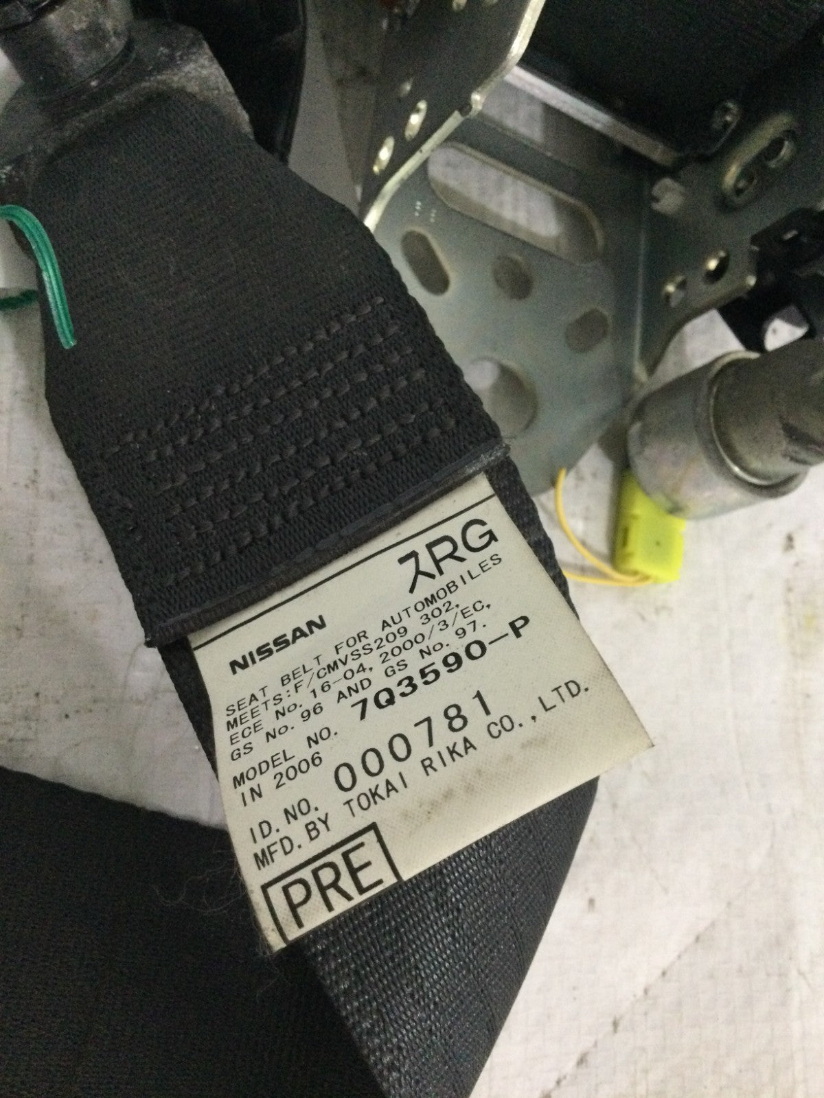 2007 Infiniti G35 Front Right Passenger Seat Belt OEM 7Q3590-P