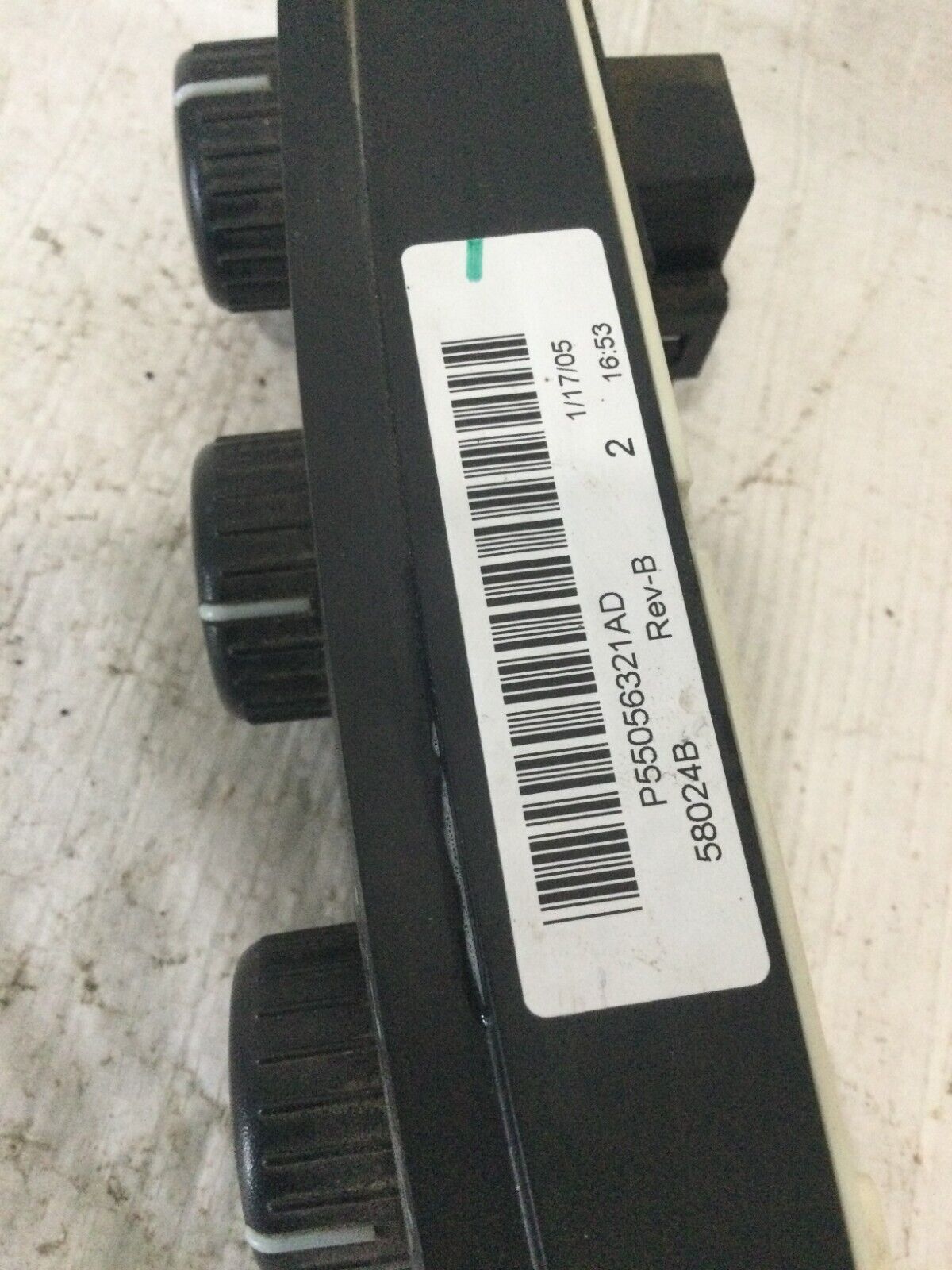 2002-2005 Dodge Ram 1500 Heater A/C Climate Control Unit P55056321AD