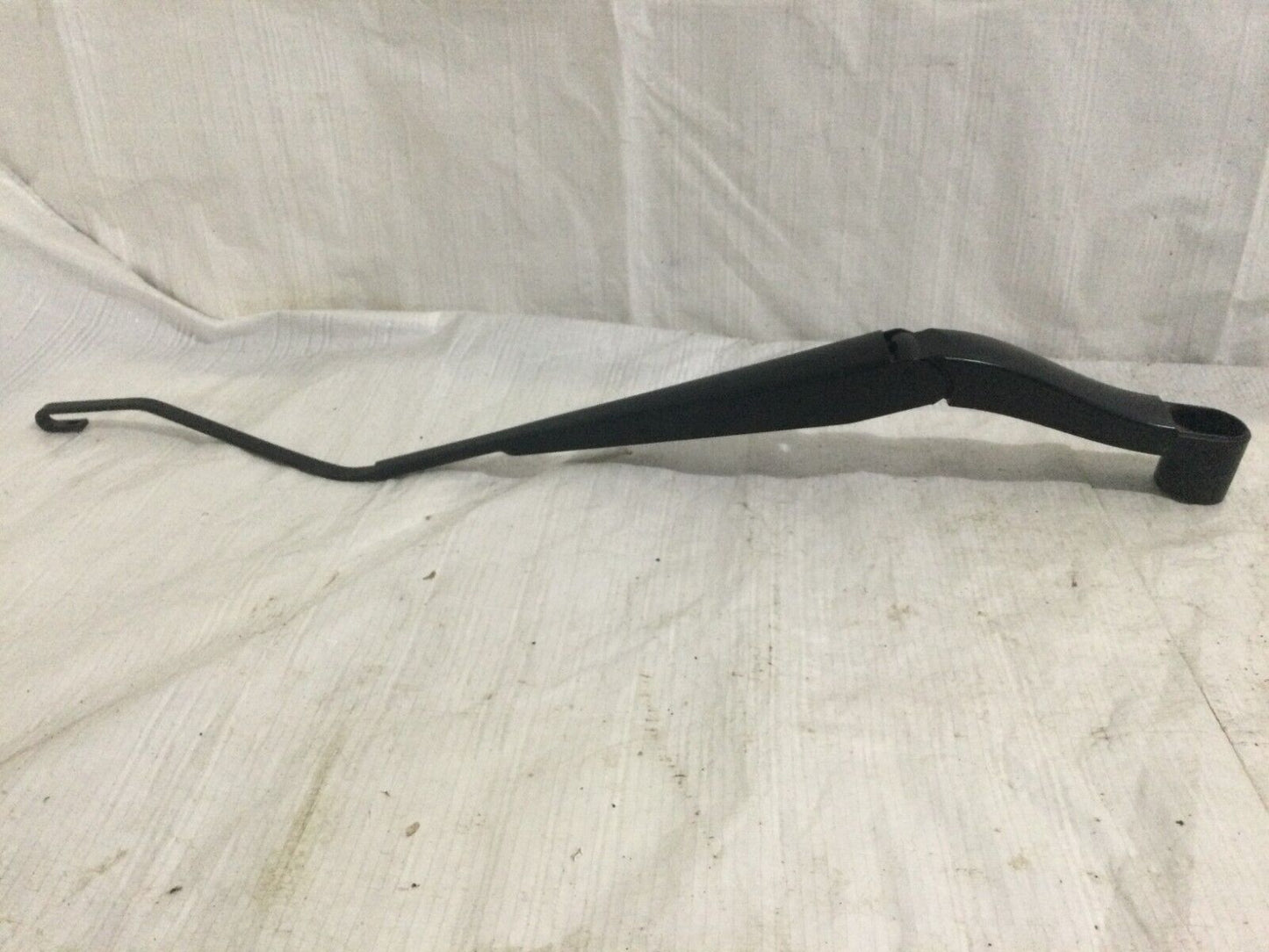 2019 GMC Sierra 1500 Wiper Arm Right Passenger Side OEM RH